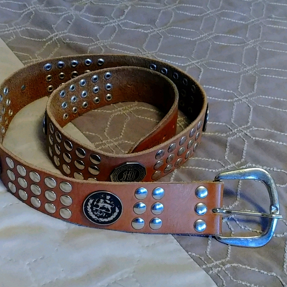 Leather belt. Chico's